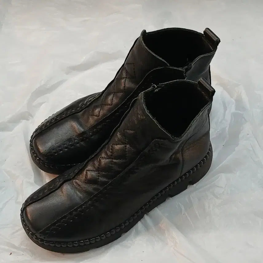[BUNJANG] Vintage Zone Leather Quilted Ankle Boots Size 240 / 빈티지존 가죽 퀼팅 앵클 부츠 240