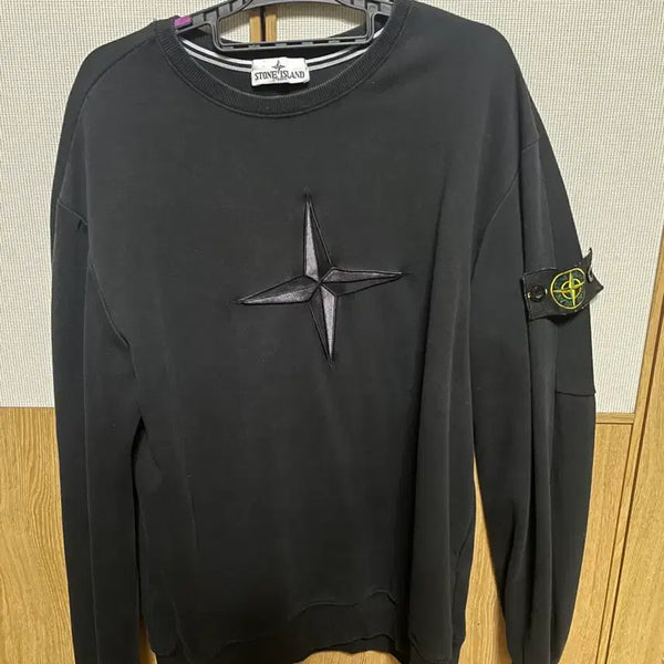 [BUNJANG] Stone Island Sweatshirt Black / 스톤아일랜드 맨투맨 블랙