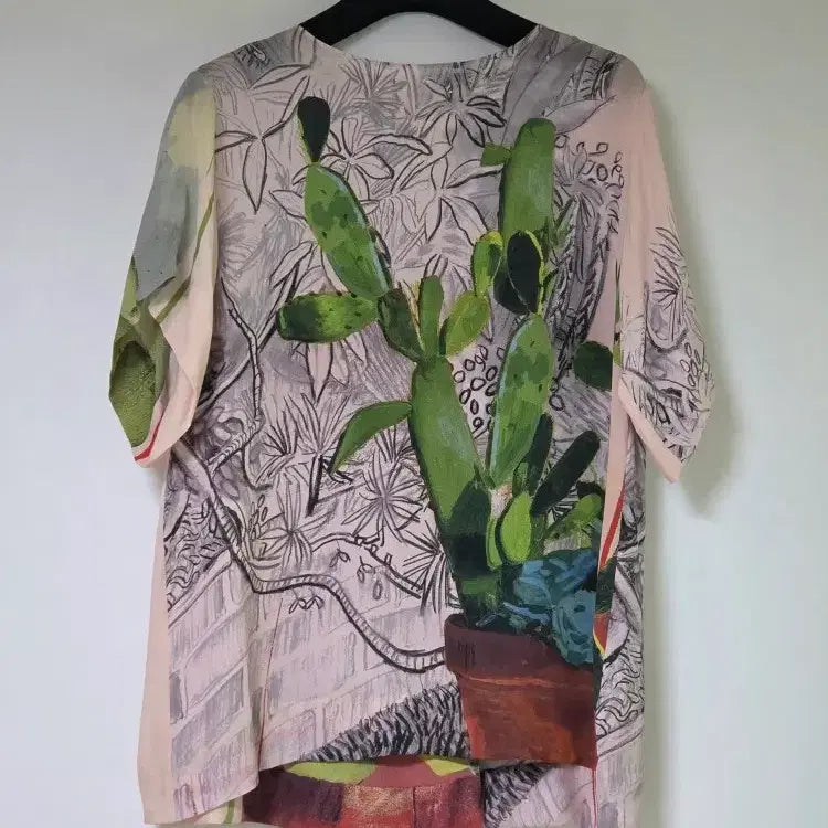 [BUNJANG] MISS GEE COLLECTION Printed Silk Blouse / 미스지 컬렉션 MISS GEE COLLECTION 프린트 실크 블라우스