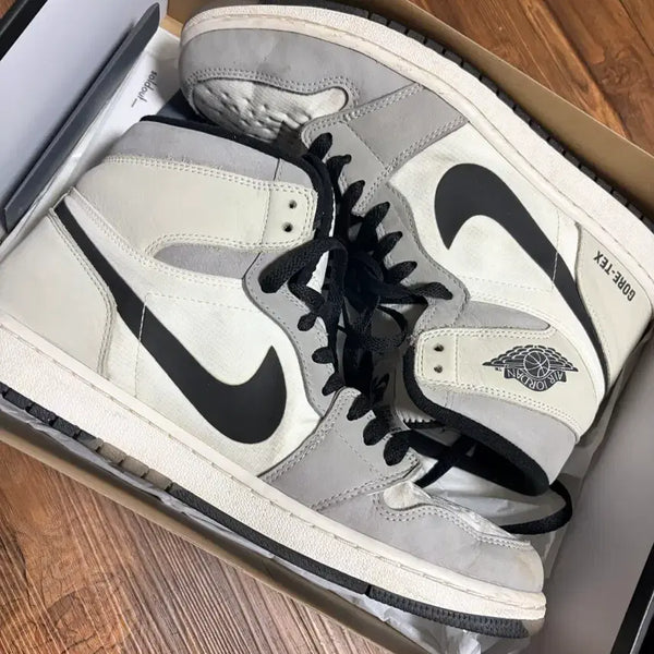 [BUNJANG] Air Jordan 1 High Element Gore-Tex Sneakers / 조던 1 하이 엘리먼트 고어텍스 세일 290