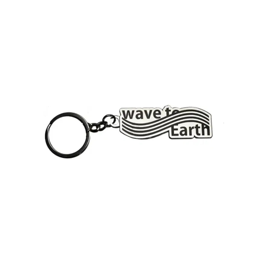 [BUNJANG] Wave To Earth Keyring & Pin Badge Bundle Set (Sealed) / wave to earth 키링, 핀뱃지 (미개봉 일괄)