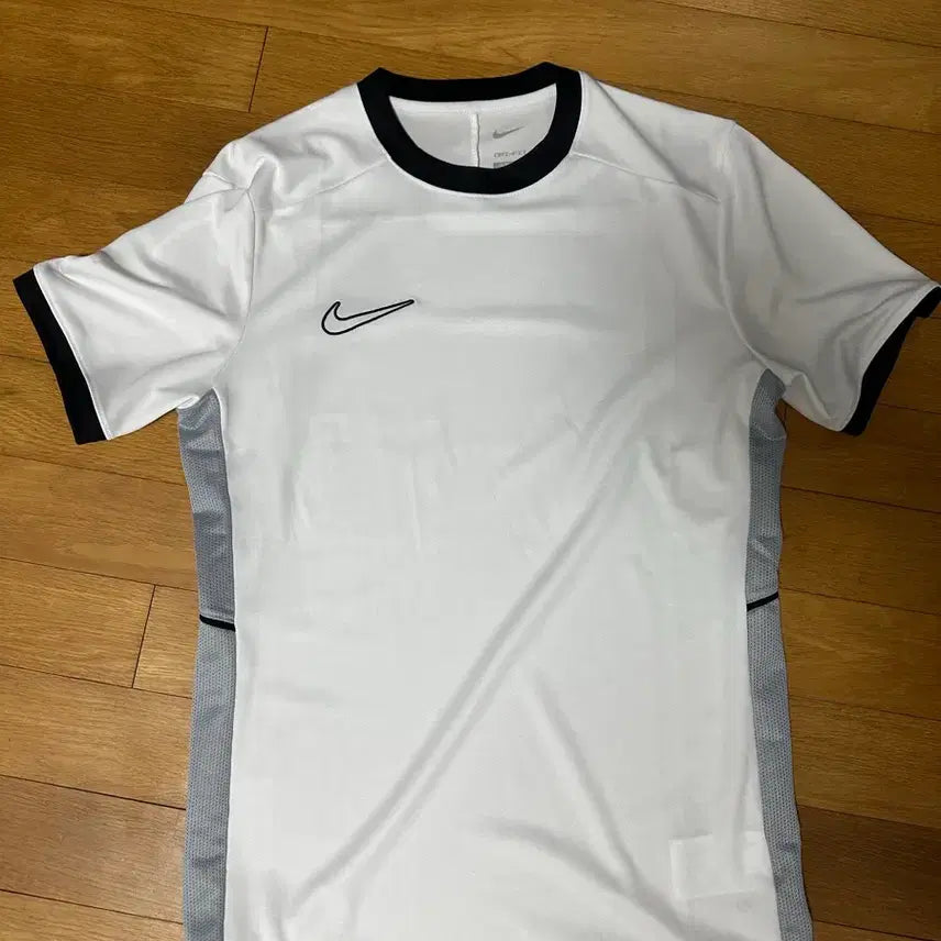 [BUNJANG] Nike Dri-FIT Short Sleeve T-Shirt / 나이키 드라이핏 반팔