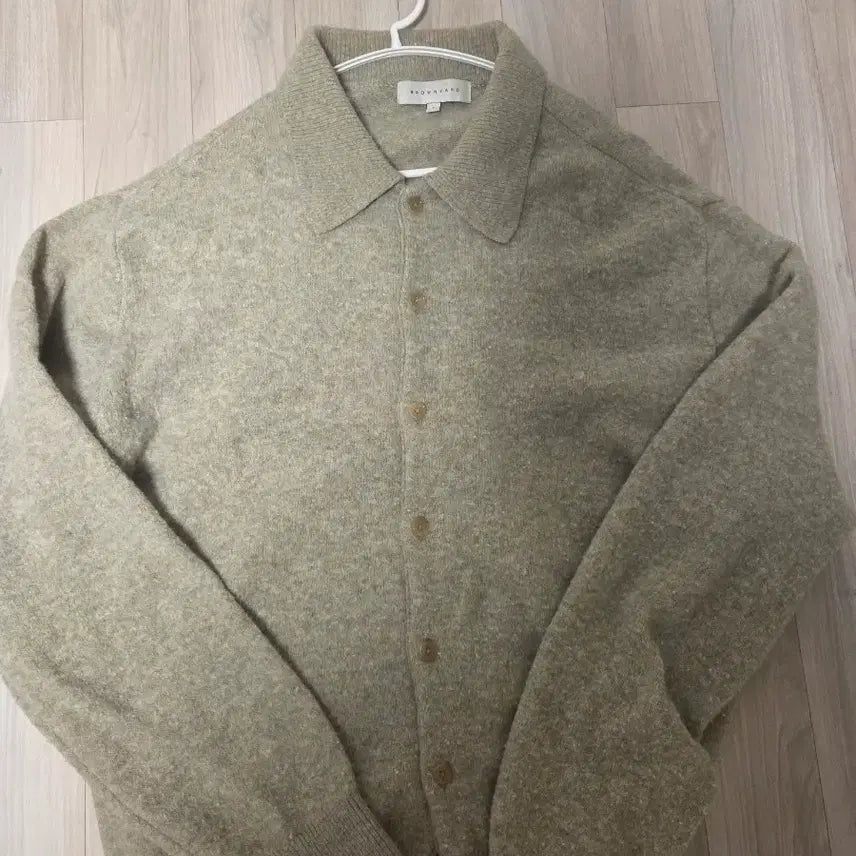 [BUNJANG] Brown Yak Kara Cardigan Olive Size 2 / 브라운야드 카라 가디건 올리브 2 사이즈