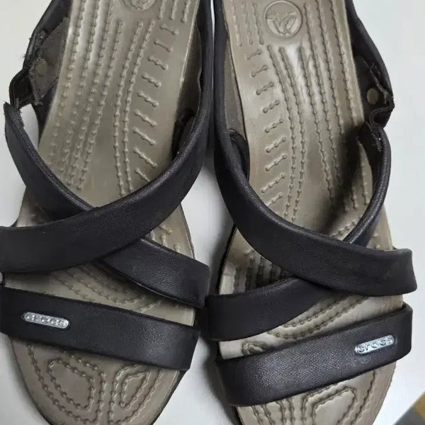 [BUNJANG] Crocs Cypress Hill Espresso Sandals / 크록스 싸이프러스힐 240  에스프레소