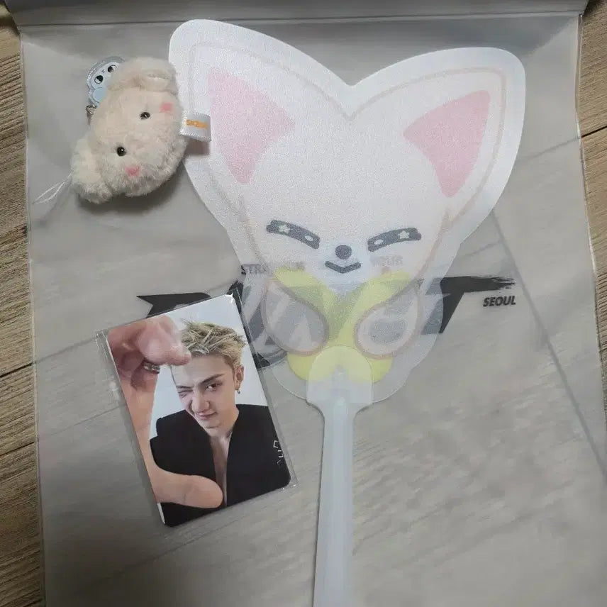 [BUNJANG] Stray Kids Run It Concert Entrance Gift Bundle Set / 8/1일막첫스트레이키즈 스키즈 런잇 콘서트 입장기프트  세트 일괄