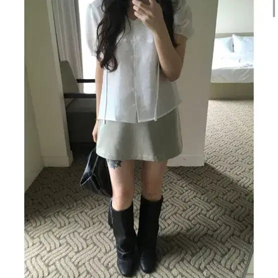 [BUNJANG] AvantDue Satin Skirt Khaki / 아방듀 새틴 스커트 카키