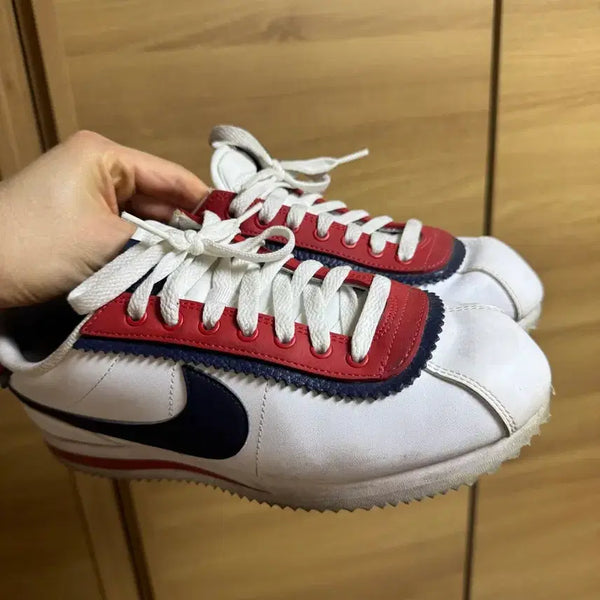 [BUNJANG] Nike Cortez White Red Blue Size 260 / 나이키 코르테즈 사이즈 260