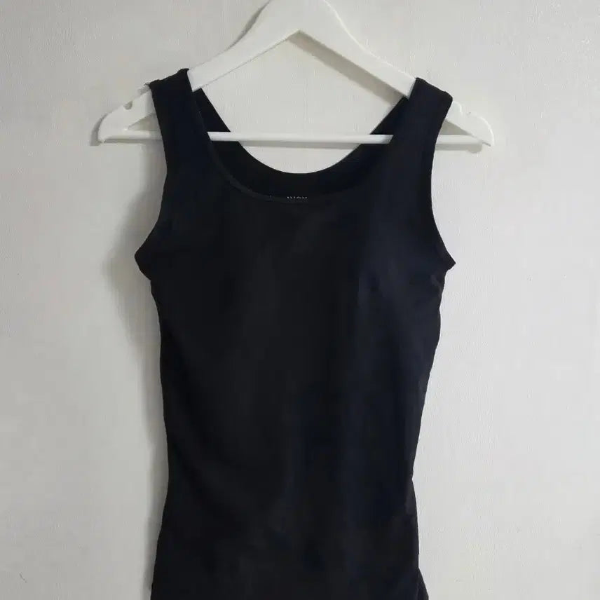 [BUNJANG] &WOX Mold Bralette / &WOX 앤왁스 몰드 브라탑(상태 좋음)