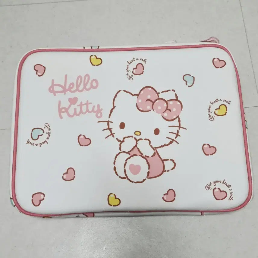 [BUNJANG] Sanrio Hello Kitty Boston Bag White / 산리오 헬로키티 가방 보스턴 백 화이트