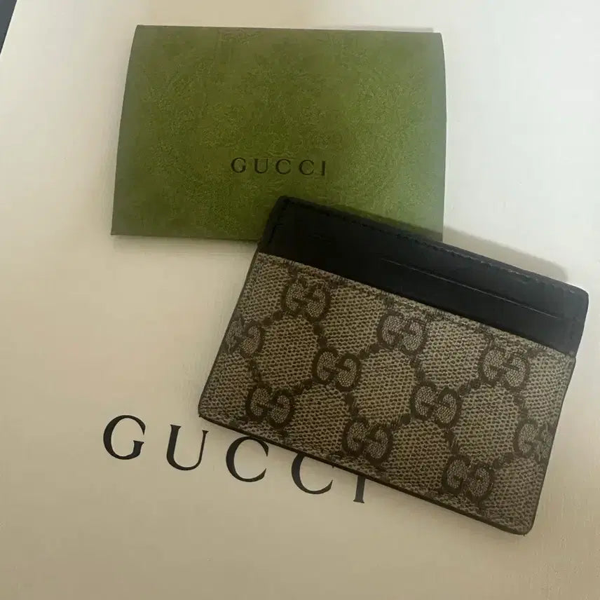 [BUNJANG] Gucci Genuine Card Holder 779775 / 구찌정품 카드지갑 779775