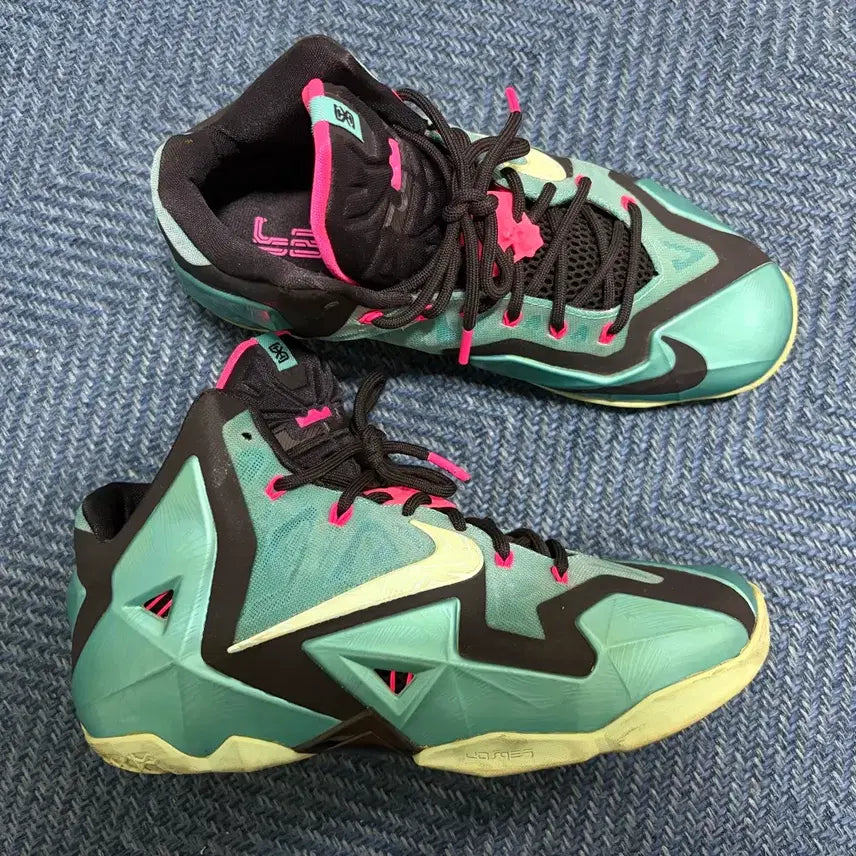 [BUNJANG] Nike LeBron 11 South Beach Basketball Shoes Size 265 / 나이키 르브론 11 사우스비치 농구화 265