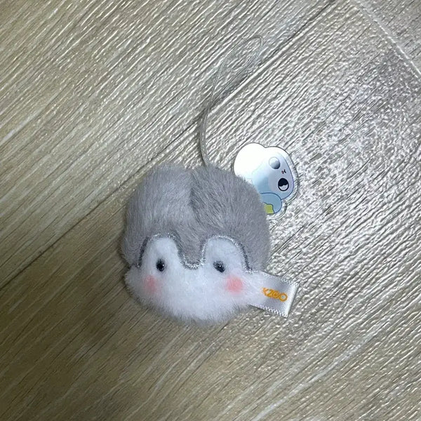 [BUNJANG] Stray Kids Bang Chan Wolf Chan Run It Concert Pompom Keyring / 스트레이키즈 스키즈 런잇 콘서트 입장 기프트 폼폼 키링 방찬 울프찬 판매