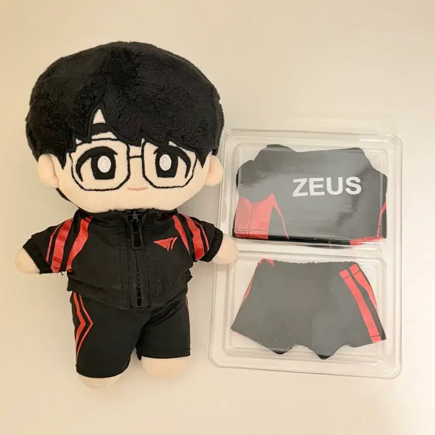 [BUNJANG] T1 Zeus Uniform Set Doll / T1 티원 제우스 유니폼 세트 인형
