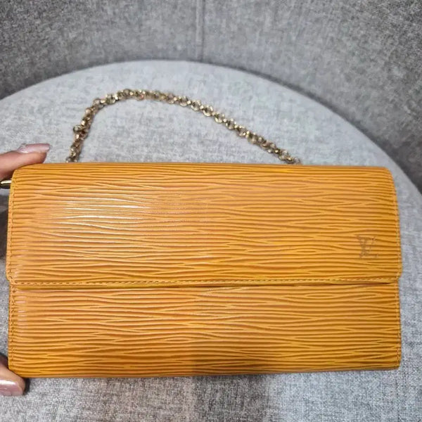 [BUNJANG] Louis Vuitton Epi Long Wallet / 루이비통 에삐 장지갑