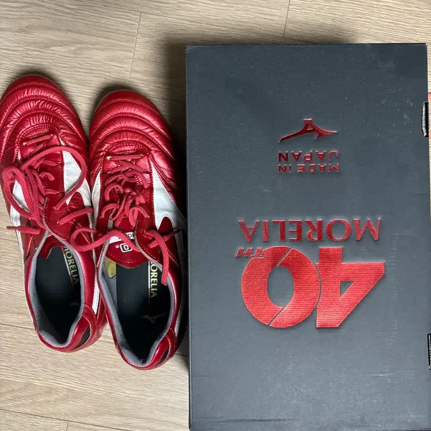 [BUNJANG] Mizuno Morelia 2 Japan 40th Anniversary Limited Edition Soccer Cleats (275) / 미즈노 모렐리아 2 재팬 275 40주년 한정판