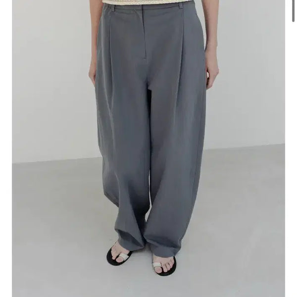 [BUNJANG] MOIA One-Tuck Wide Pants Ash Blue / [S]모이아 원 턱 와이드 팬츠 애쉬블루