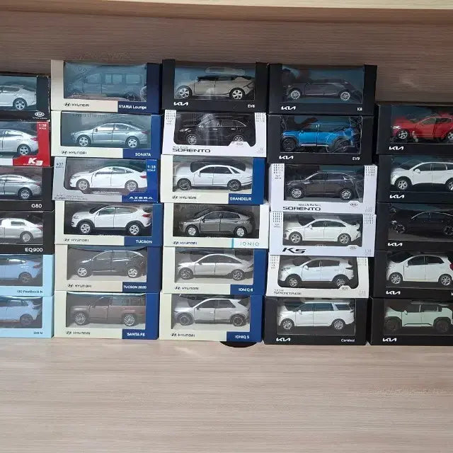 [BUNJANG] Hyundai & Kia Diecast Car Collection Bundle (44 Units) / (1:38)현대자동차/기아자동차 미니카 다이캐스트 44대 일괄
