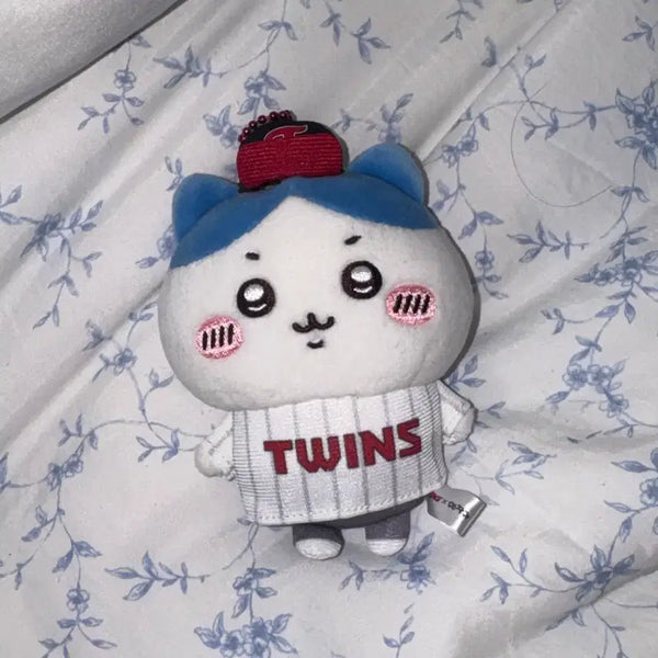 [BUNJANG] LG Twins Munjakgwi Hachiwale Pouch / 엘지트윈스 먼작귀 하치와레 양도해요