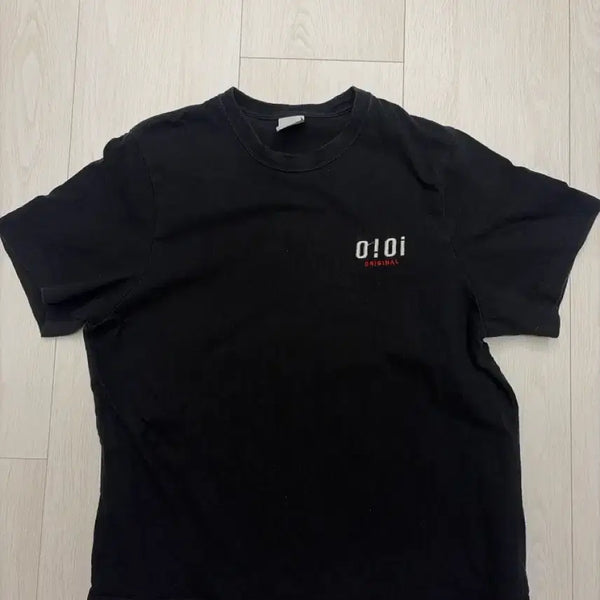[BUNJANG] oioi Black Logo Embroidered T-Shirt / oioi 오아이오아이 티셔츠 블랙