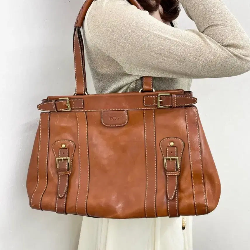 [BUNJANG] BCBG Y2K Leather Shoulder Bag Brown / BCBG y2K 레더 숄더백 브라운