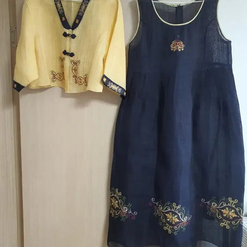 [BUNJANG] Ramie Embroidered Jeogori and Skirt Set / 고급모시자수 저고리+치마 세트 한벌 (66반~77)