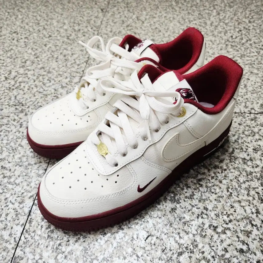 [BUNJANG] Nike Air Force 1 Low 40th Anniversary Women's Sneakers Team Red / 나이키 에어포스 운동화 1 로우 40주년 여성 스니커즈 팀레드 240 두번착용