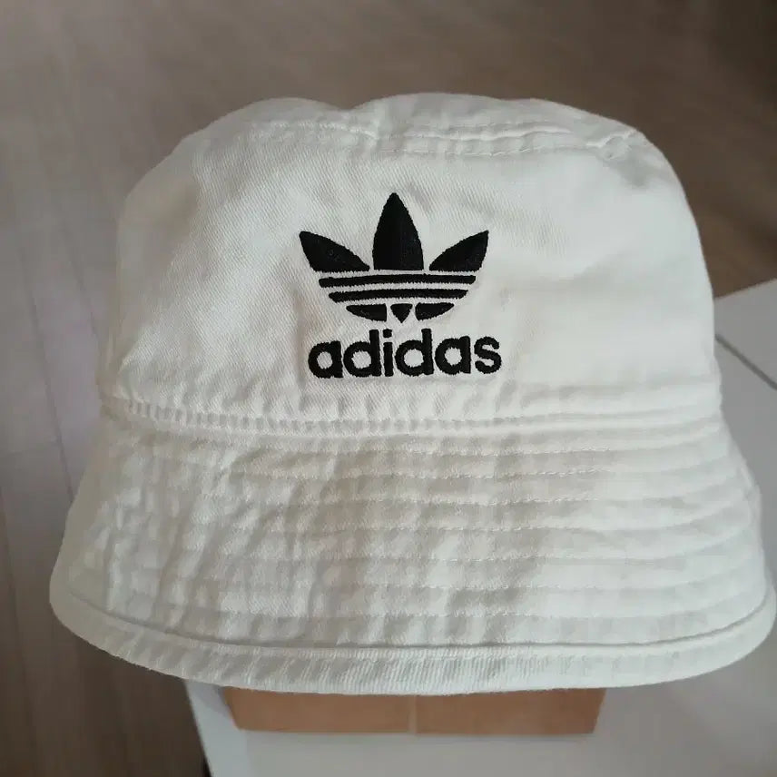 [BUNJANG] Adidas Bucket Hat White L / 아디디스 벙거지 흰색 L