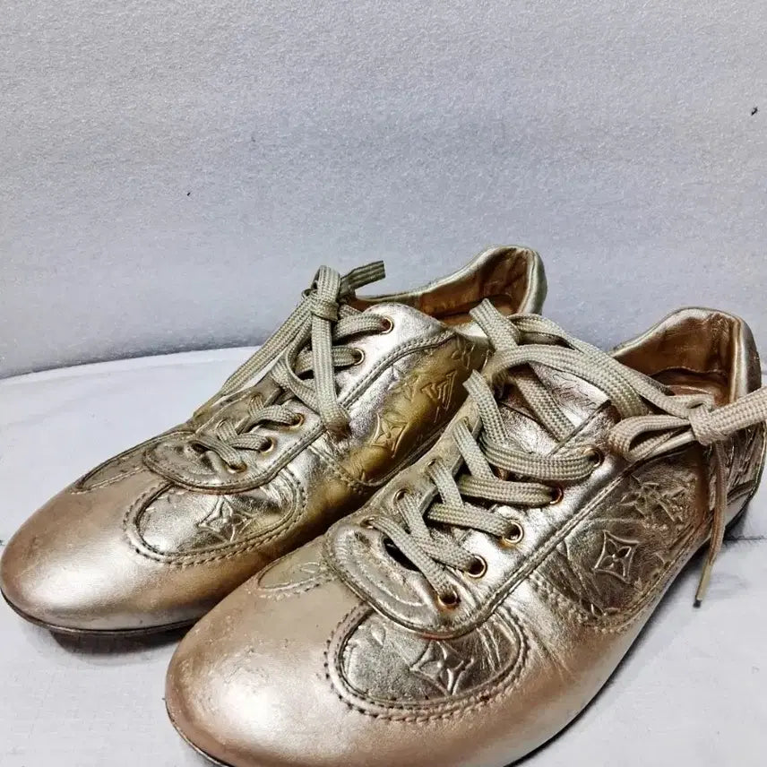 [BUNJANG] Louis Vuitton Genuine Gold Monogram Sneakers / 루이비통정품골드스니커즈
