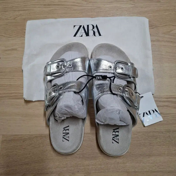 [BUNJANG] ZARA Silver Buckle Strap Sandals / ZARA 실버 버클 스트랩 샌들 240 (새상품)