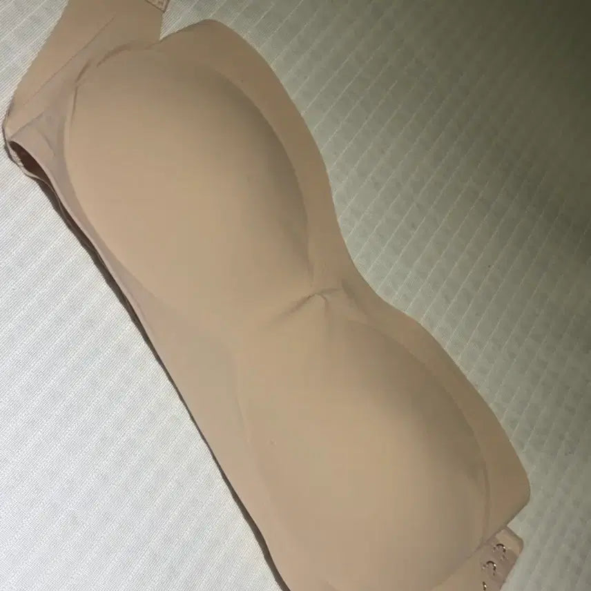 [BUNJANG] Nude Tone Strapless Bra / 누드톤 끈없는 브라
