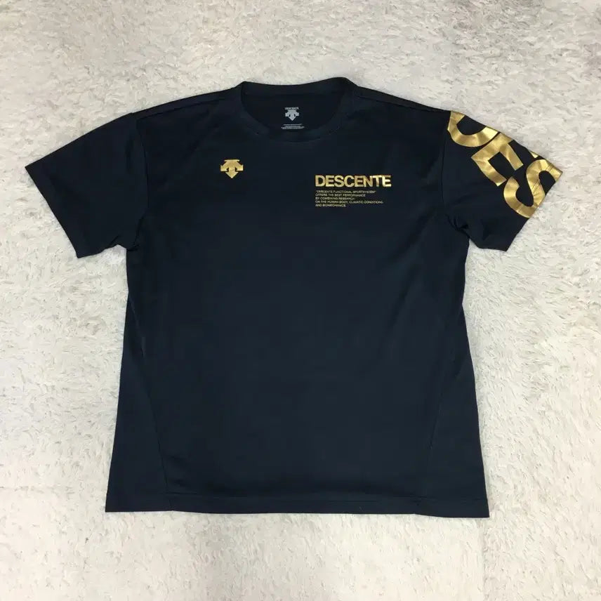 [BUNJANG] Descente Functional Half-Sleeve T-shirt / 데상트 기능성 반팔티 만원샵 GG31