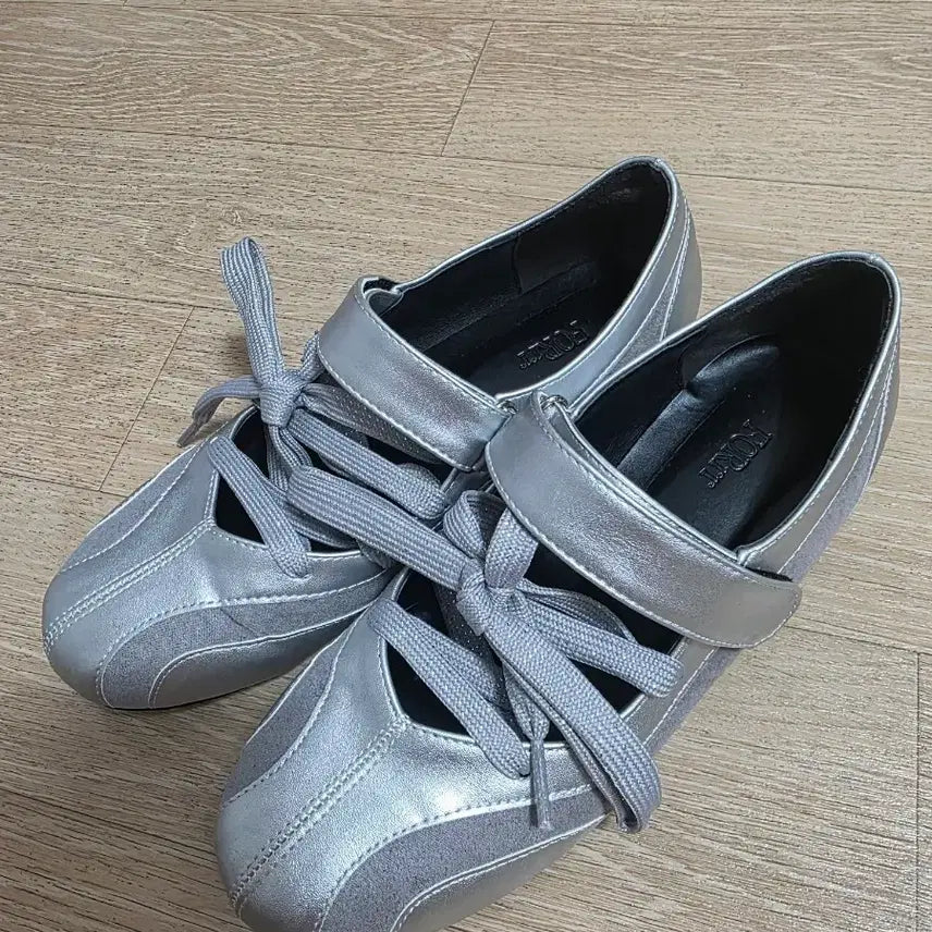 [BUNJANG] Pornunn Quilting Mary Jane Shoes - Silver / [230] 포른른 퀼팅 레이스 메리제인 슈즈 실버