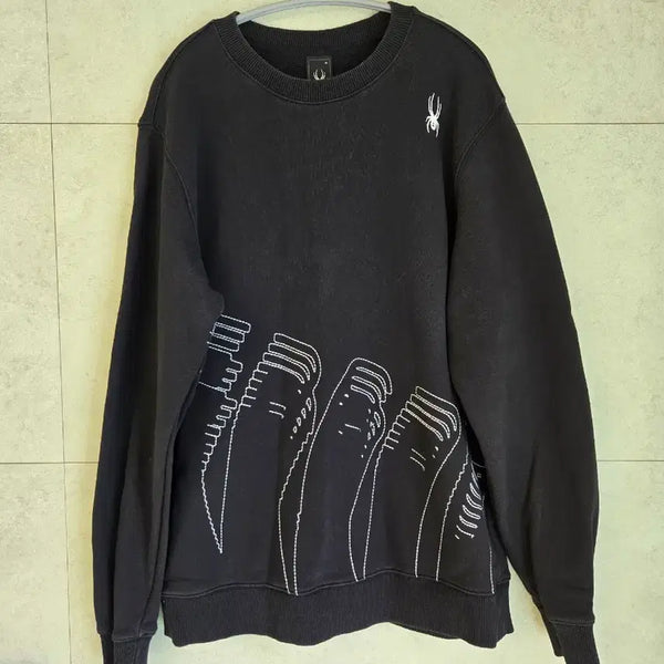 [BUNJANG] SPYDER Letter Graphic Sweatshirt M Black / 스파이더 SYDER 레터 그래픽 맨투맨