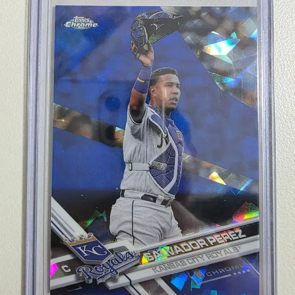 [BUNJANG] 2017 MLB Salvador Perez Topps Chrome Sapphire Edition Card Chicago Cubs / 2017 mlb 살바도르 페레즈 탑스크롬 사파이어 에디션 카드 시카고컵스