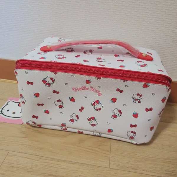 [BUNJANG] Sanrio Hello Kitty Strawberry Pattern Cosmetic Pouch Bag / 산리오 헬로키티 딸기 패턴 화장품 파우치 가방