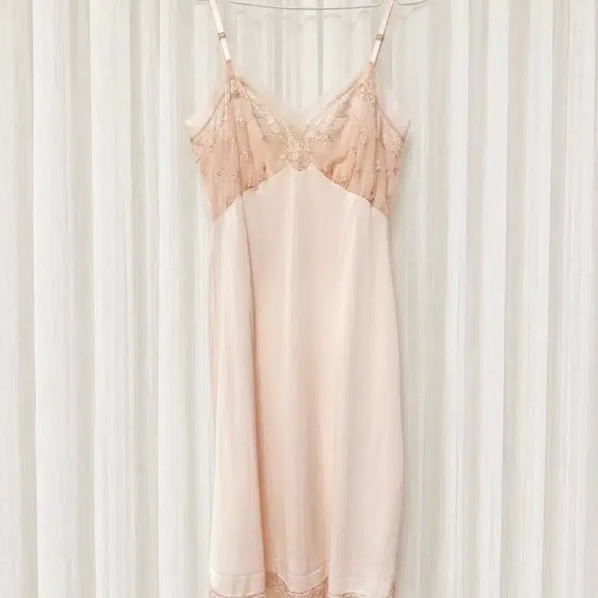 [BUNJANG] European Vintage Apricot Flower Embroidered Lace Slip Dress / 유럽 빈티지 애프리콧 플라워 자수 레이스 슬립 드레스 원피스