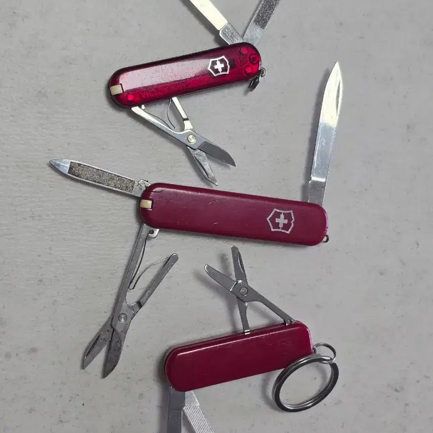 [BUNJANG] Victorinox Mini Tools (2 pcs) & Henckels Nail Clipper (1 pc) Bundle / 빅토리녹스 미니툴 2개 헹켈 손톱깎이 1개 일괄