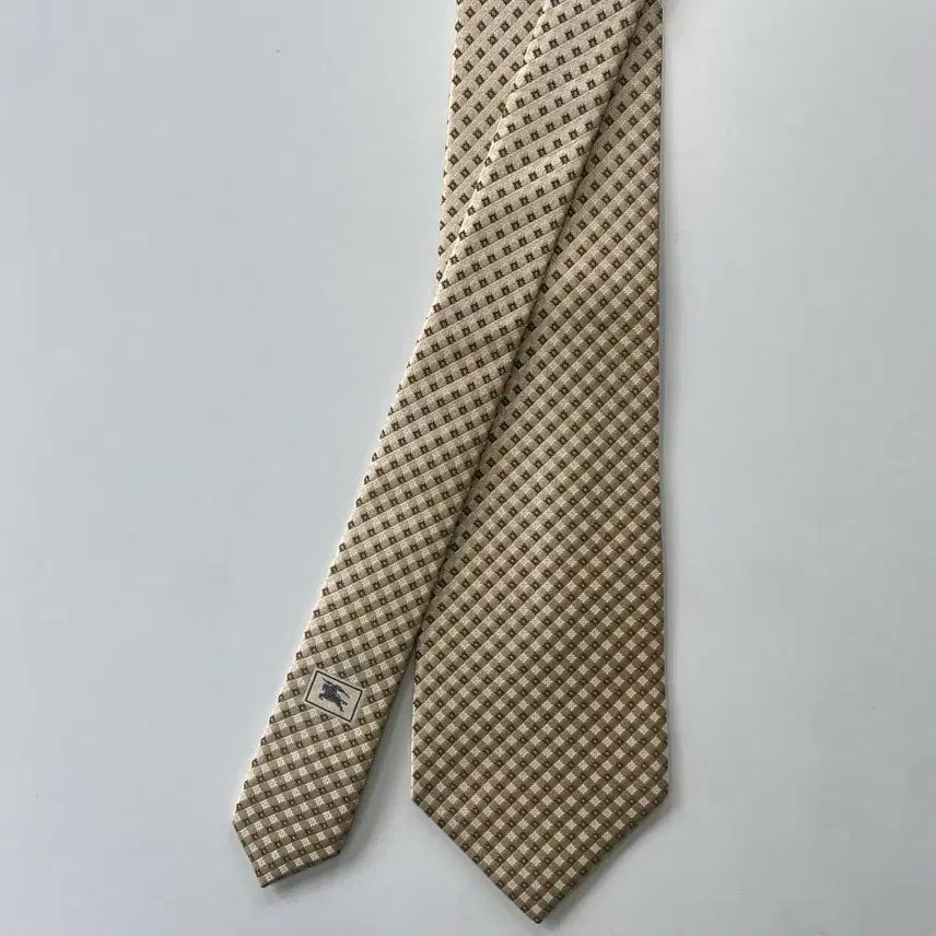 [BUNJANG] Burberry 100% Silk Necktie / 버버리 명품 정품 넥타이 (Burberry)