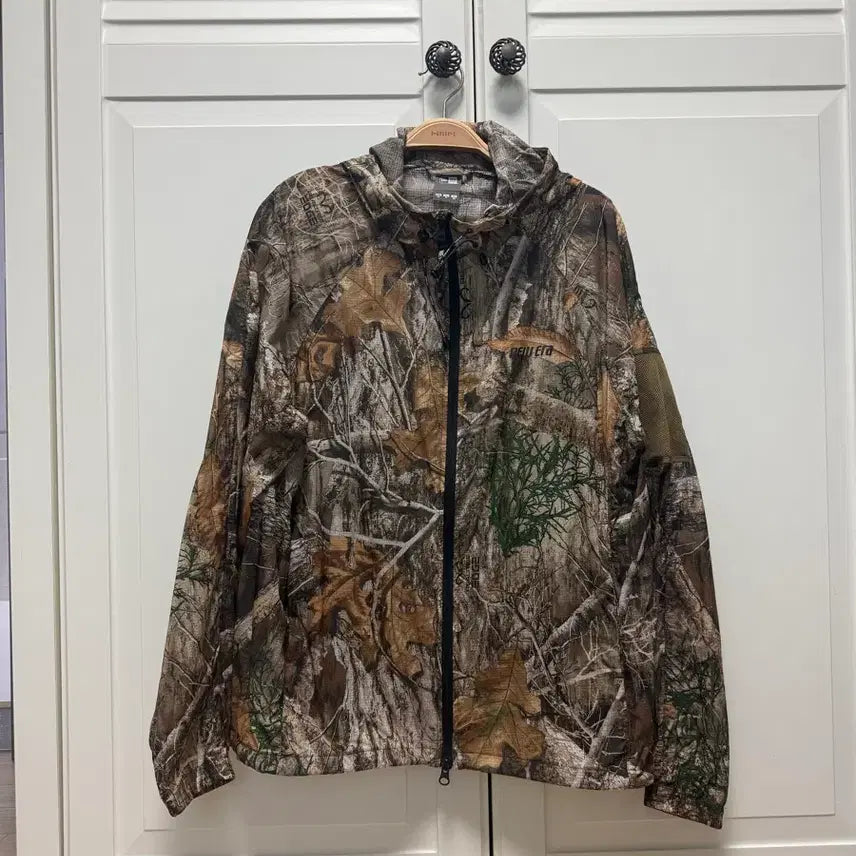 [BUNJANG] New Era Realtree Camo Windbreaker / 뉴에라 리얼트리 윈드브레이커