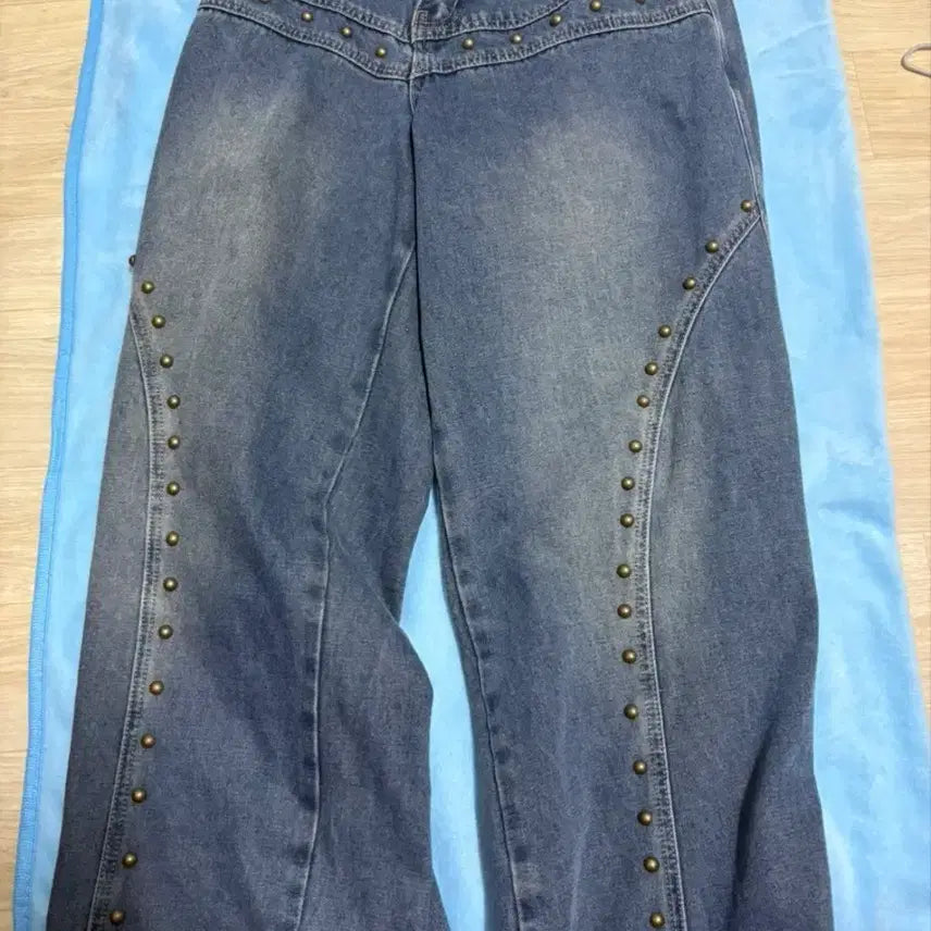 [BUNJANG] Wonder Wonder Western Studded Pants / 원더원더 웨스턴 스터드 팬츠