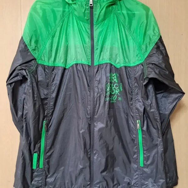 [BUNJANG] Kolon Sport Spring Breaker Unlined Windbreaker Jacket / 코오롱스포츠 스프링 브레이커 홑겹 바람막이 100
