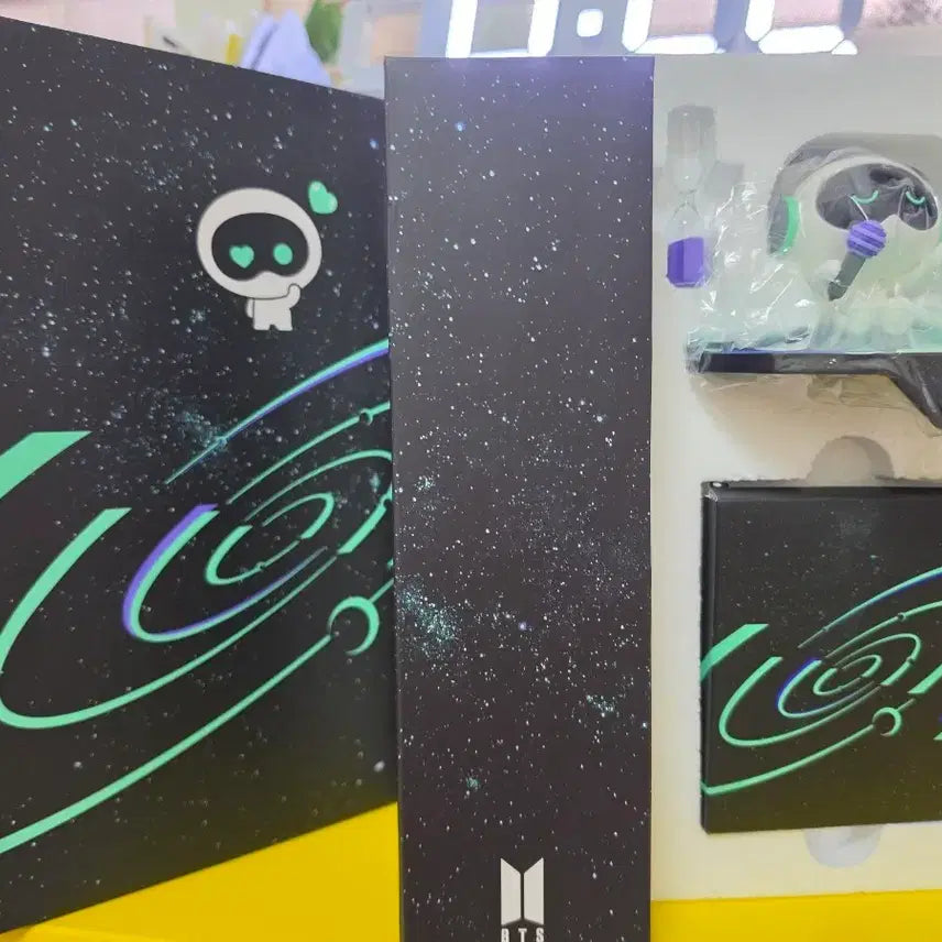 [BUNJANG] BTS Merch Box 12 Full Box Photocard Holder Bundle / BTS 머치박스 12 풀박스