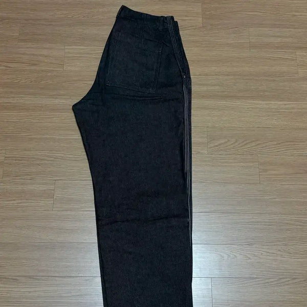 [BUNJANG] Unaffected Side Line Straight Leg Pants / 언어펙티드 L