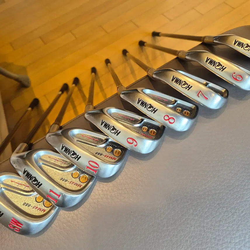 [BUNJANG] Honma 3-Star L 45th Anniversary Forged Iron 8-Piece Set / (여성)정품 혼마 3스타 L 45주년 단조아이언 8개세트 판매해요