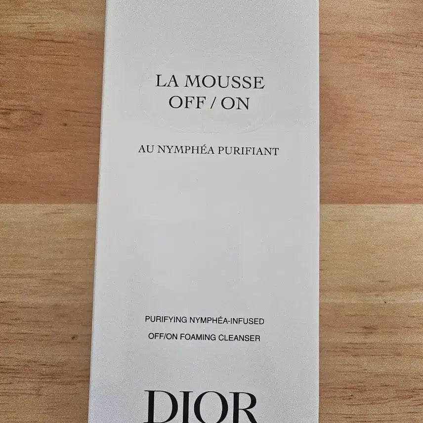 [BUNJANG] Dior La Mousse Off/On Foaming Cleanser / 디올 라무스 오프/온 폼 클렌저
