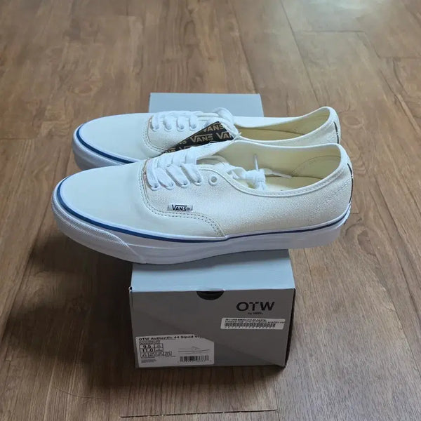 [BUNJANG] Vans OTW Authentic 44 Cyprid Vibram Marshmallow / [275]반스 OTW 어센틱 44 사이프드 비브람 마시멜로우
