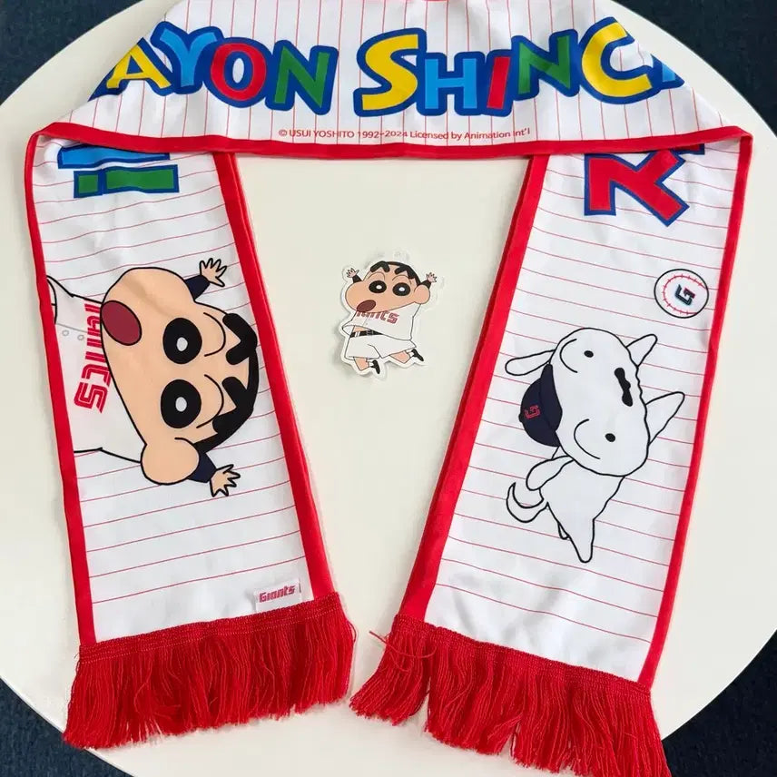 [BUNJANG] Lotte Giants x Crayon Shin-chan Collaboration Red Scarf / 롯데자이언츠 짱구 콜라보 머플러 레드