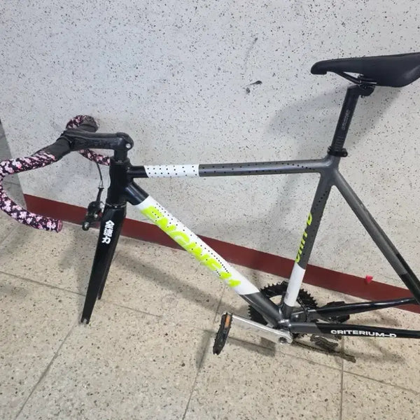[BUNJANG] Engine11 Crit D Neon Charcoal Bicycle / 엔진11 크릿디 네온차콜