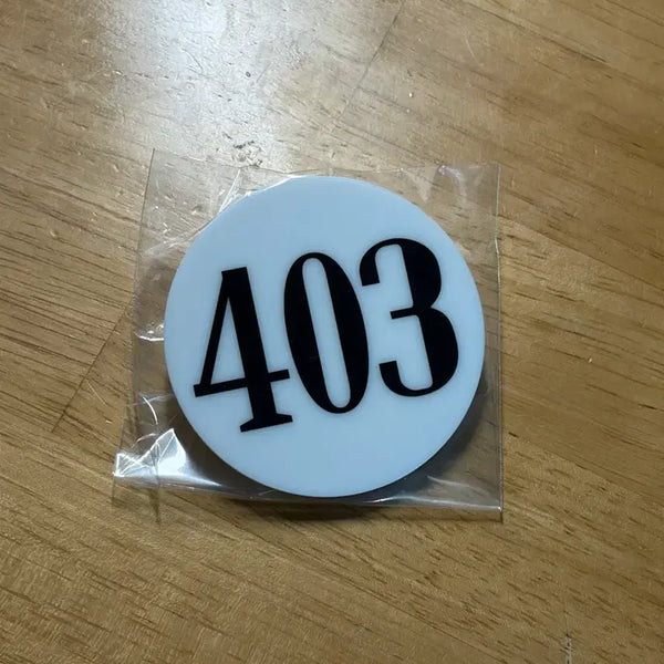 [BUNJANG] Hunter x Hunter Leorio Number Badge / 헌터헌터 숫자 뱃지 레오리오
