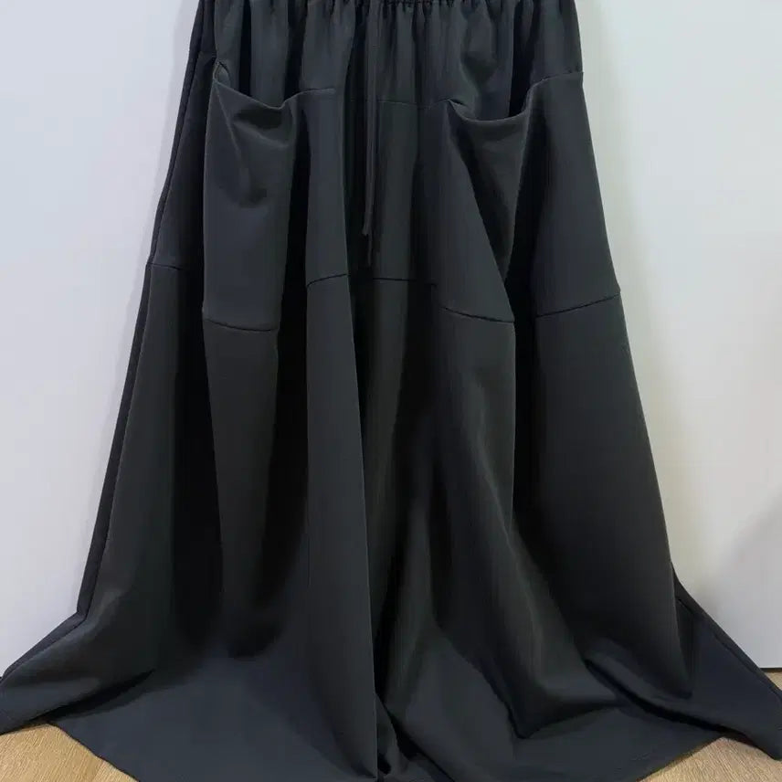 [BUNJANG] Demoo Style Culottes Skirt / 데무 스타일 치마바지 멋스러움